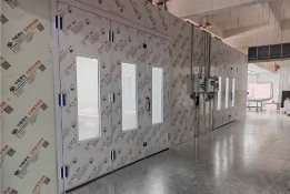 塗装工場